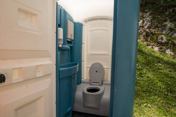 Best Portable restroom trailer rental  in Olivia, MN